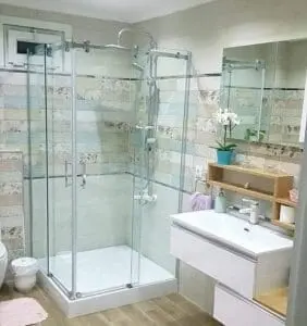 Sürgülü kapılı duşakabin sistemi